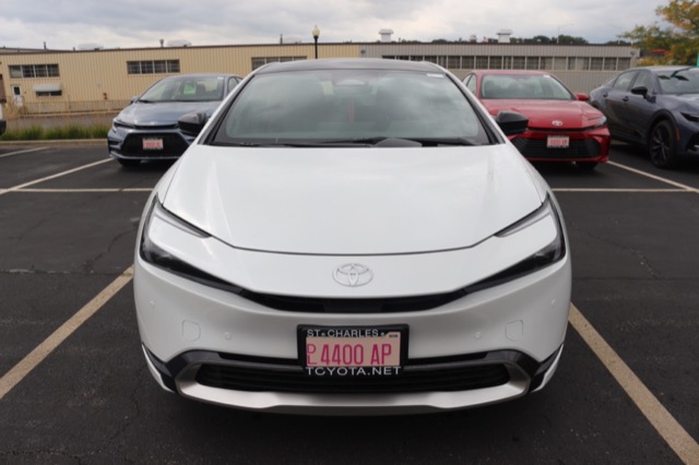 2025 Toyota Prius Plug-in Hybrid XSE Premium photo 2