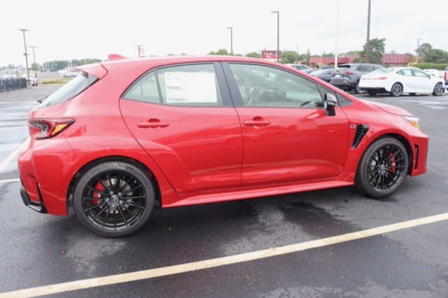 2025 Toyota Corolla GR Premium photo 3