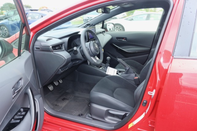 2025 Toyota Corolla GR Premium photo 4