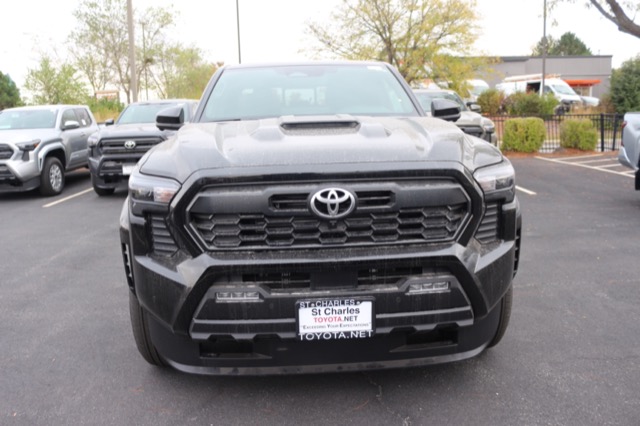 2025 Toyota Tacoma TRD Sport Double Cab photo 2