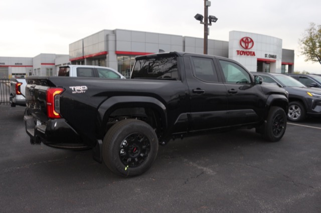 2025 Toyota Tacoma TRD Sport Double Cab photo 3